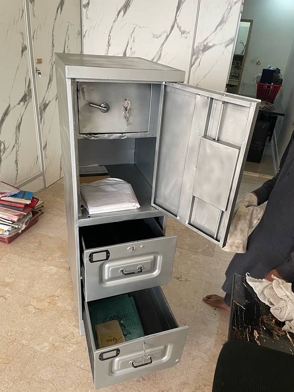 Office Steel Almari with Locker for Sale 4