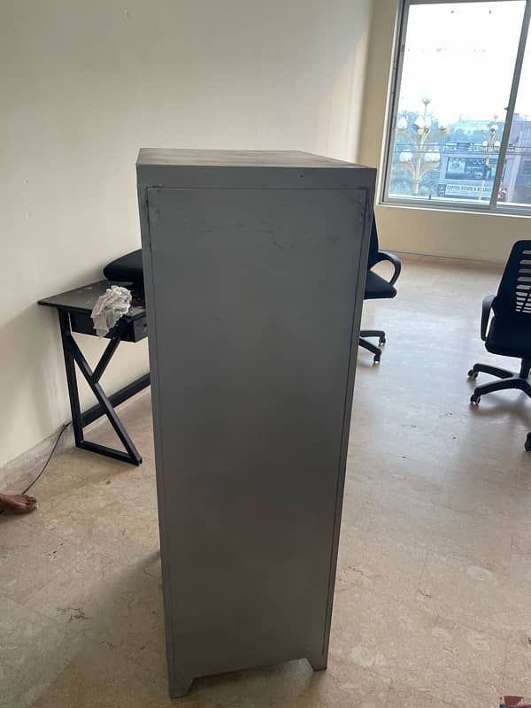 Office Steel Almari with Locker for Sale 7