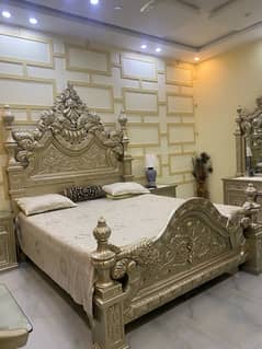 royal bed of chiniot