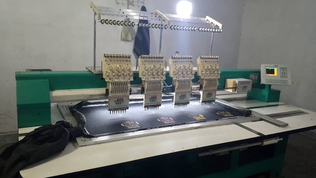 4hd embroidery machine great for sale space 300/600 0