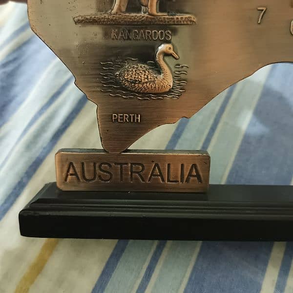 Australian Table Clock - Decoration Item 4