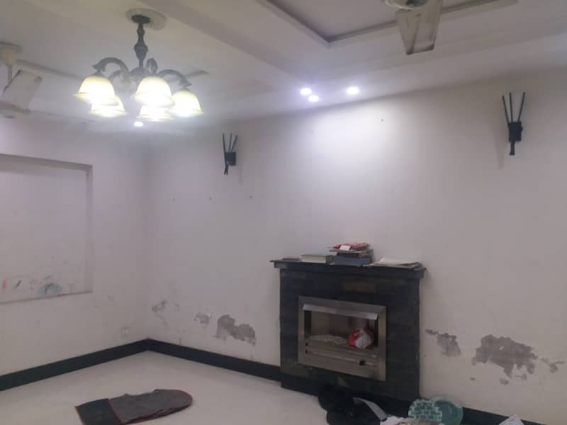 12 MARLA COMMERCIAL USE HOUSE FOR RENT NEAR JAIL ROAD SHADMAN II LAHORE 23