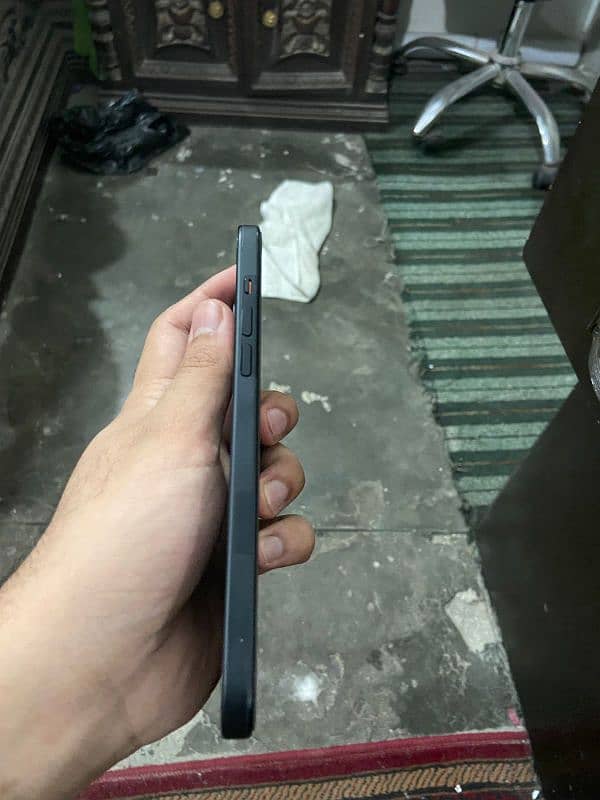 Iphone 15 Plus 4