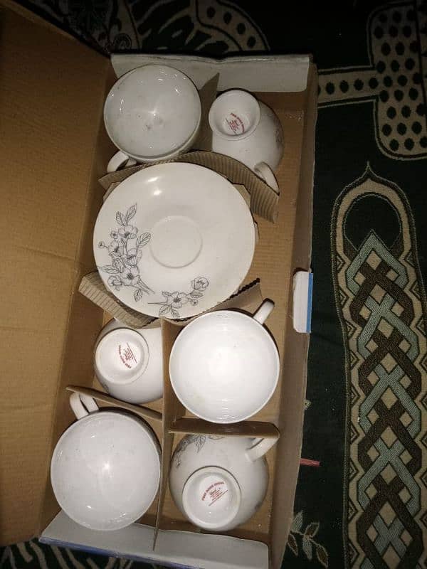 All new crockery for sale 1