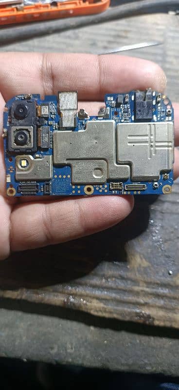 huawei mobile 8c bord available 2