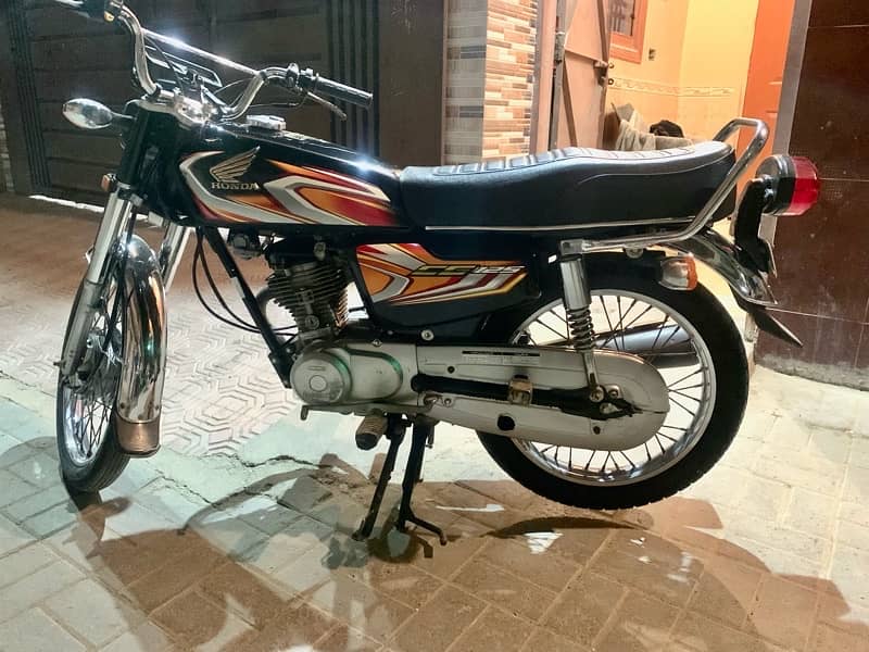 honda125 2022 model hyd num new jasie bike hae urgent selll 4