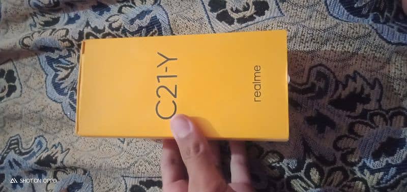 realme c21 y 4/64 3