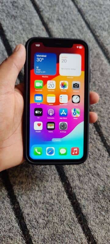 Iphone 11    NON PTA LLA  03101873383 7