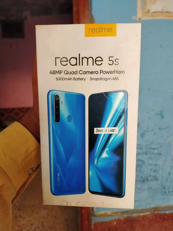 realme 5s 4gb 128gb with box charger 0