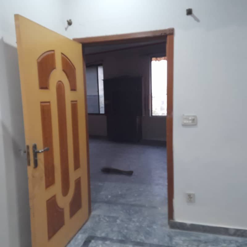 Brand New House, 2nd floor in just 20000 Rent, Sabzazaar Scheme Moor 6