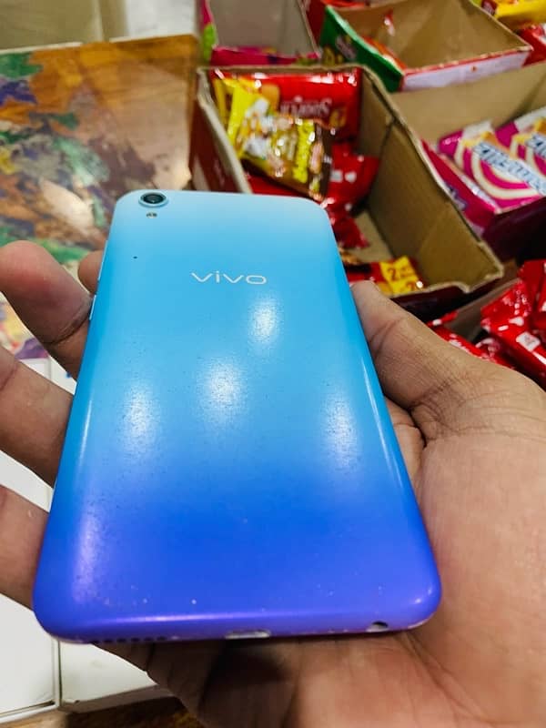 vivo y1s total orginal 2gb 33 gbhai 1