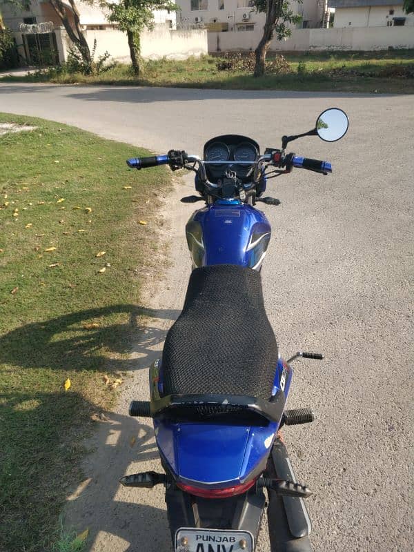 Honda cb 125f in blue colour for sale 3