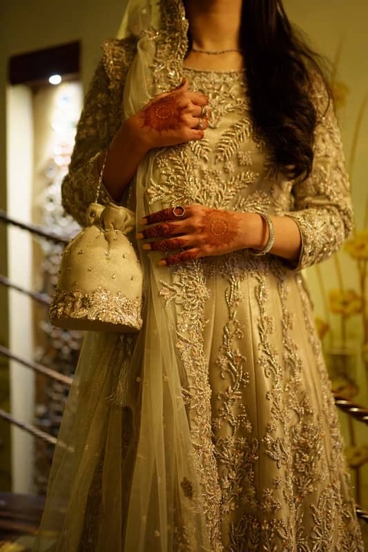 bridal dress/Brial Maxi/ Walima Maxi / Wedding Dress 1