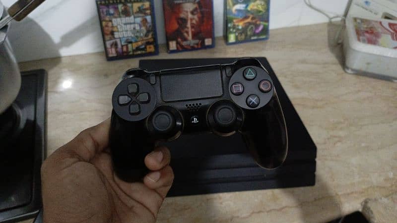 ps4 pro 1 TB 3