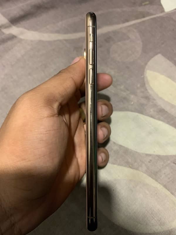 IPHONE XS MAX 64gb NON PTA 1