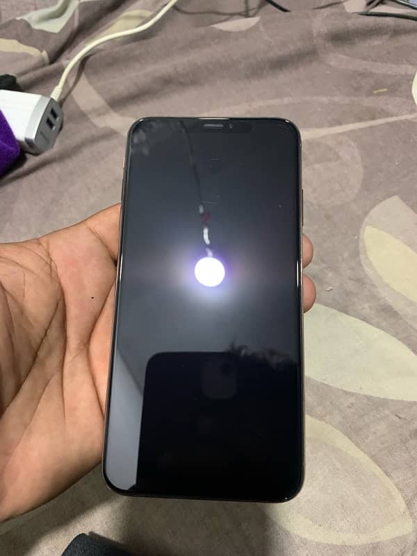 IPHONE XS MAX 64gb NON PTA 9