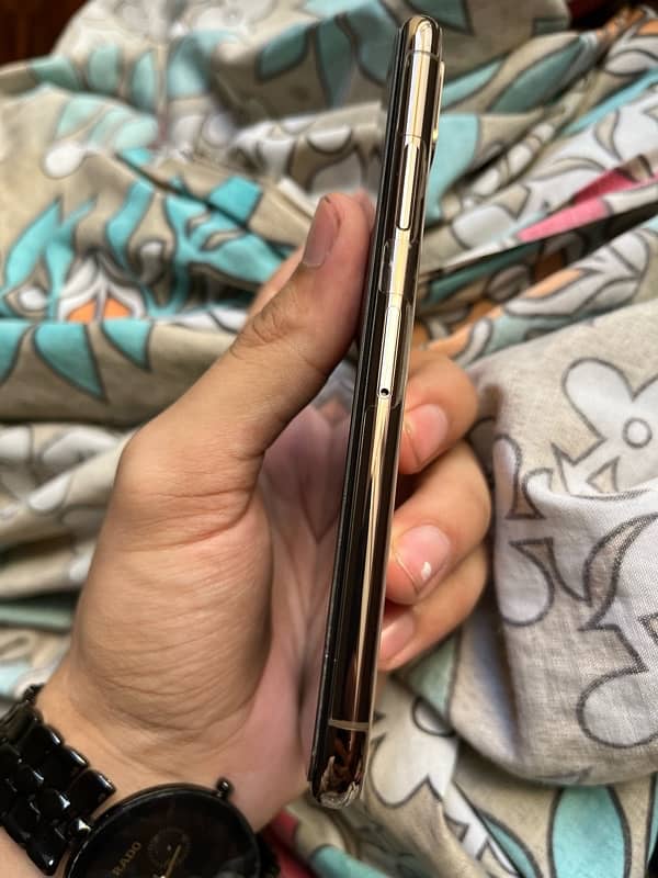 iphone xs 256 gb 3