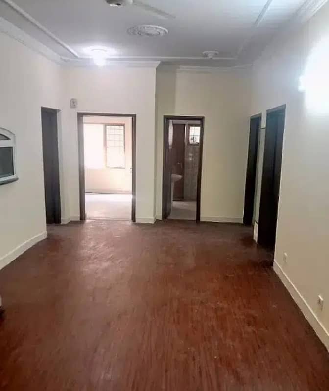 G-11/3 FGEHA C-Type 2nd Floor Flat For Rent 1