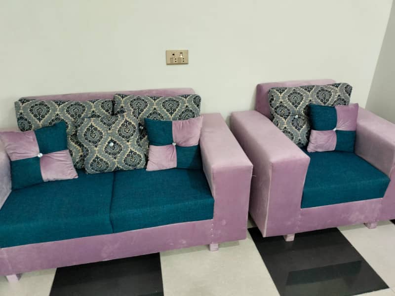 Furnished Five Marla Upper Portion in Bahria Town Lahore 3