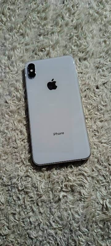 iphone xsmax lush condition 0