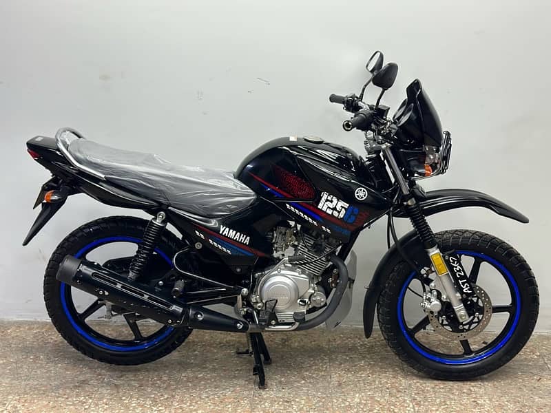 yamaha ybr125g 2023 model ( 7000 used ) 4