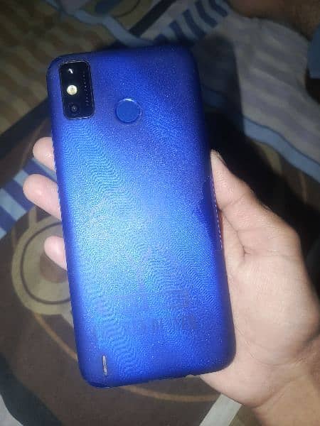 Tecno spark 6 Go 3