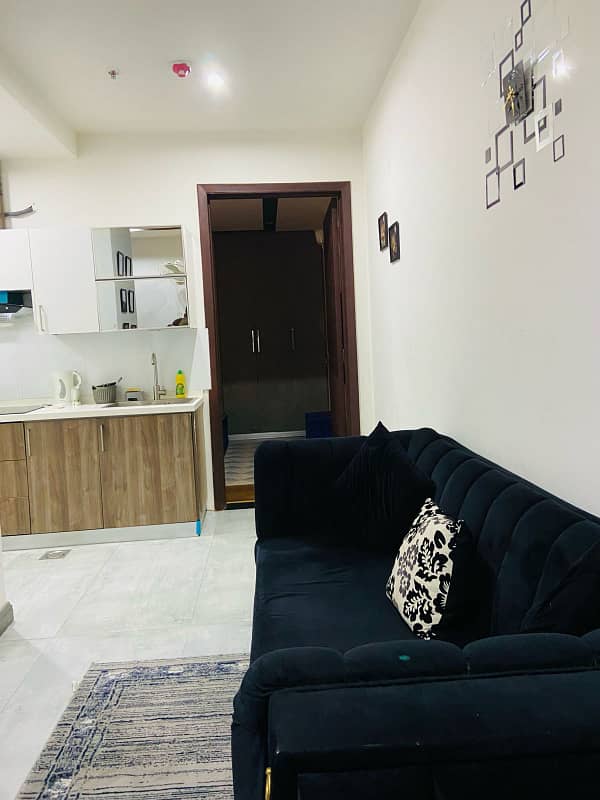 Par day short time furnished apartment available 3