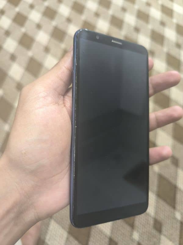 Huawei Honor 7X 4GB/64GB - Condition 9/10 0