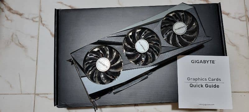 Gigabyte rx 6600xt 8gb triplefan varient gaming graphics card 4