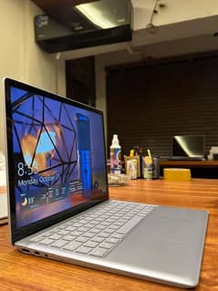 Microsoft Surface Laptop 2