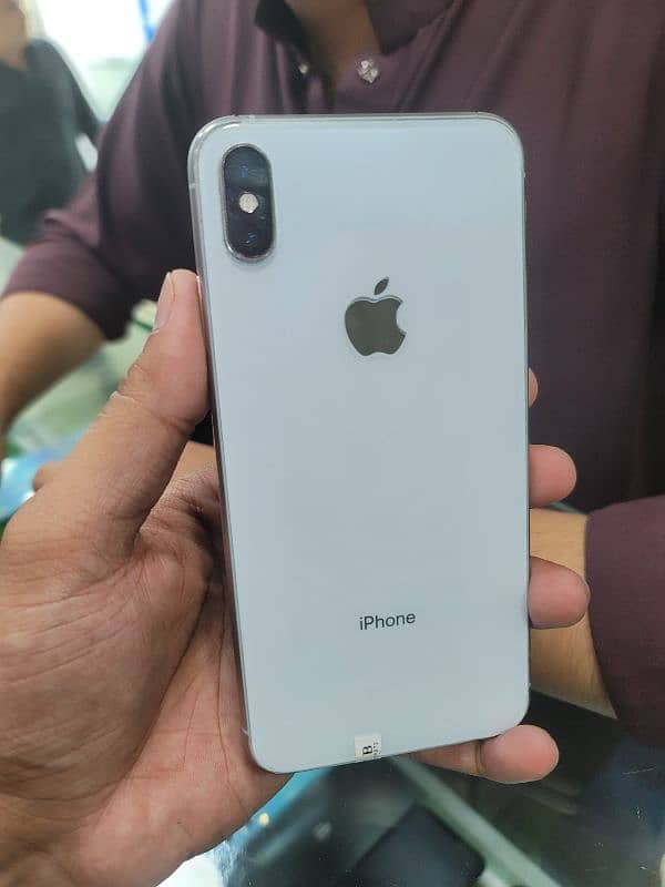 iphone xs max 256gb approved 0