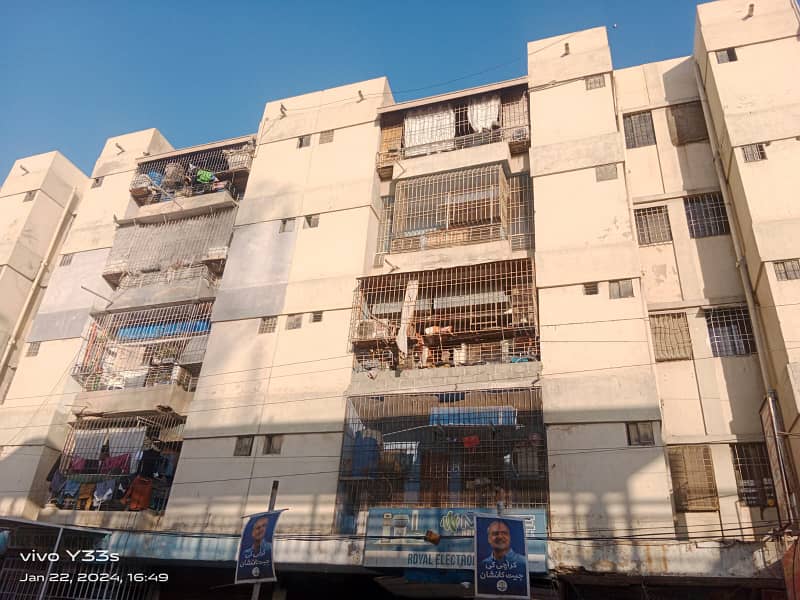 5 ROOMS FLAT FOR SALE IN SAIMA BLEASSING APARMENT NORTH KARACHI 2