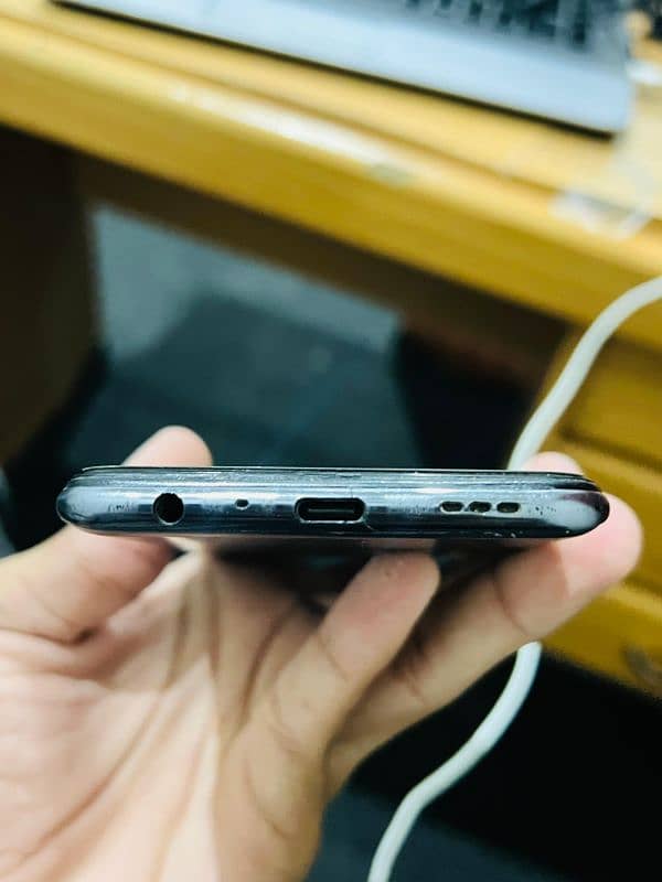 Oppo f17 Pro 9/10 lush condition 3