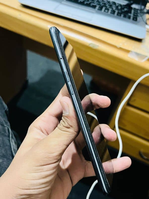 Oppo f17 Pro 9/10 lush condition 5