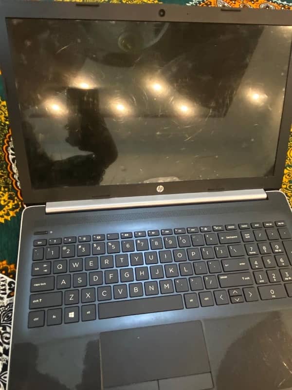 HP LAPTOP 15-da2022tx 0