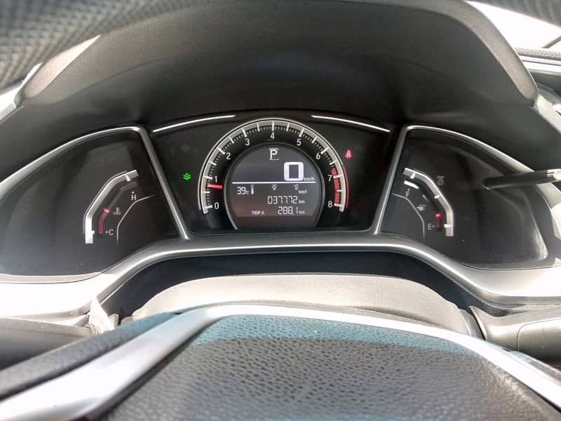 Honda Civic Oriel 2018 3