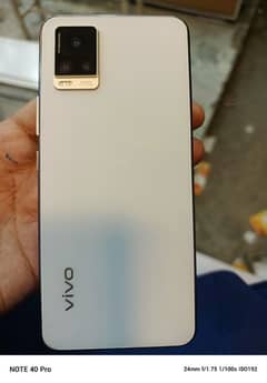 v20 urgent for sale Ram 8+4   storage 128