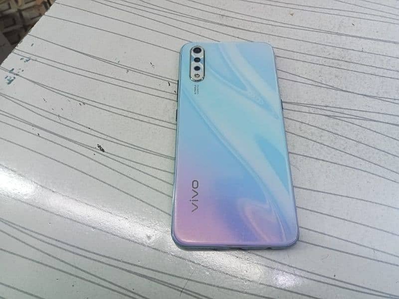 Vivo S1 4 ,128 0