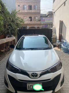 Toyota Yaris Ativ 1.3 M/T