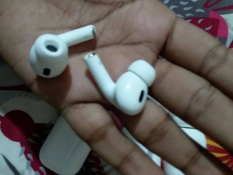 Airpods pro Made in japan or powerBank sale All items clarence  produc 2