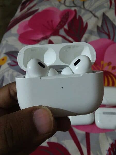 Airpods pro Made in japan or powerBank sale All items clarence  produc 4