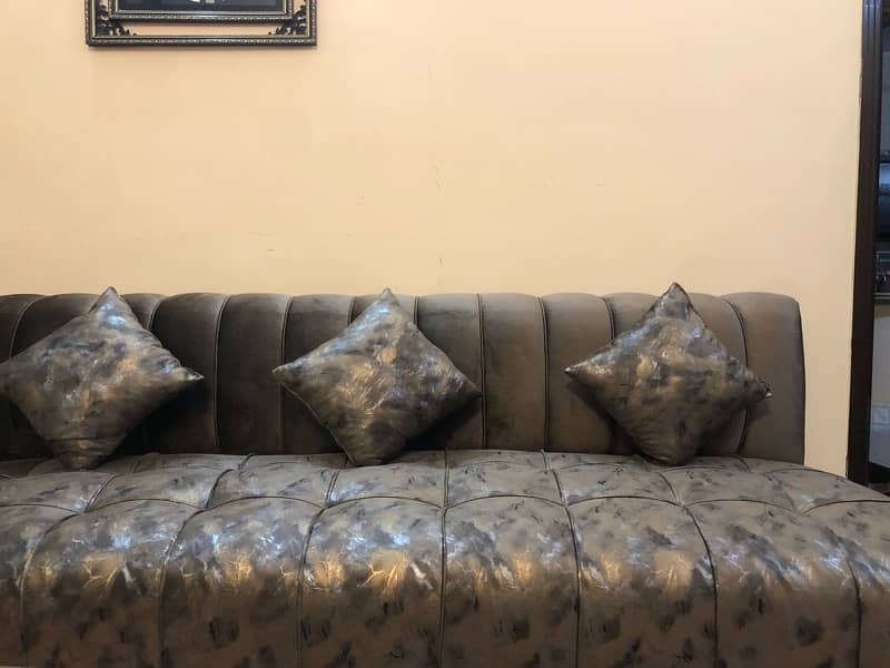 Luxury Sofa Set 10 seaters with corner and Center table 4