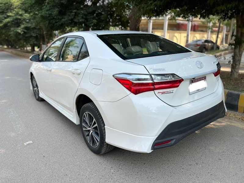 Toyota Corolla Altis 2021 3