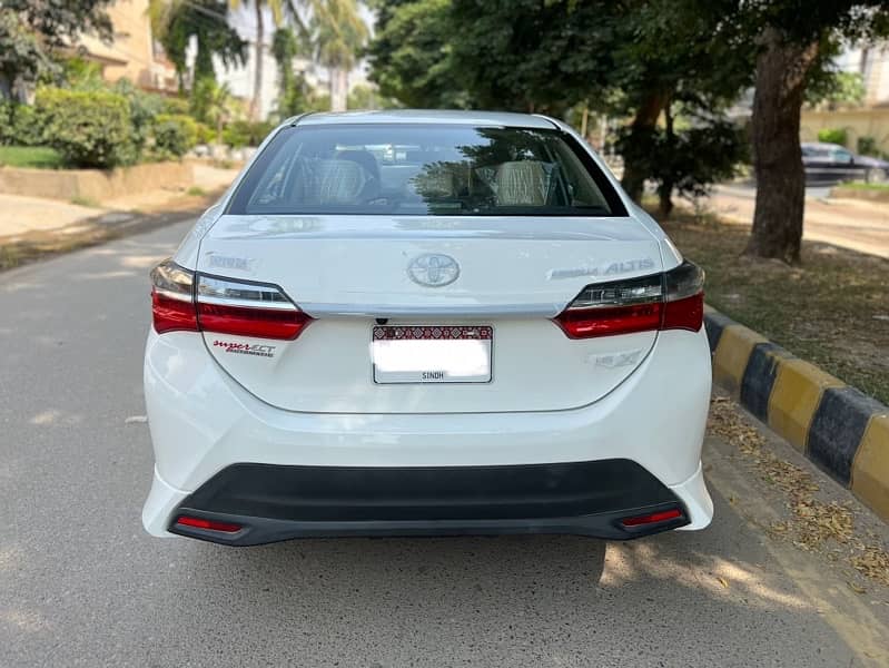 Toyota Corolla Altis 2021 5