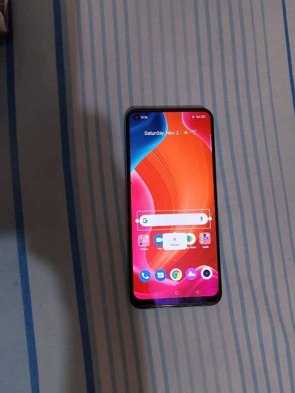 realme c17 original charger box available 6