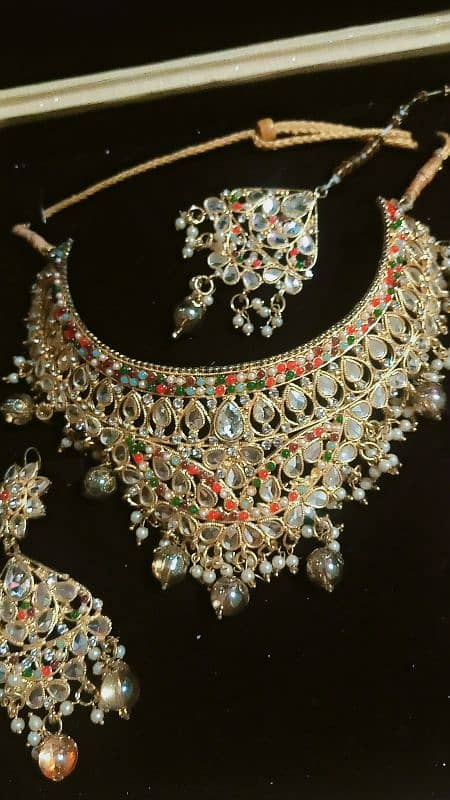 jewellerysets and bangals 0