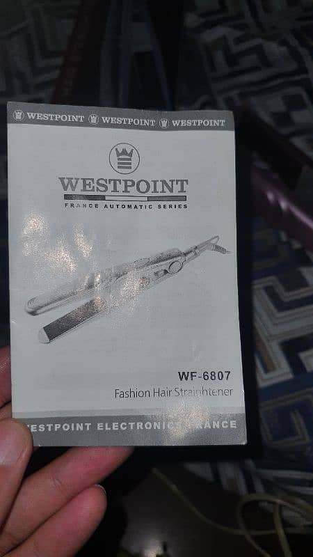 WESTPOINT HAIR STRAIGHTNER (MADE IN FRANCE) AVAILABLE IN HALF PRICE 12