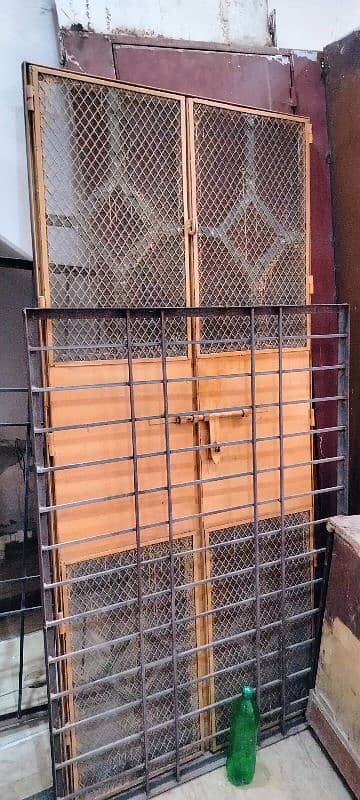 window grill available 4