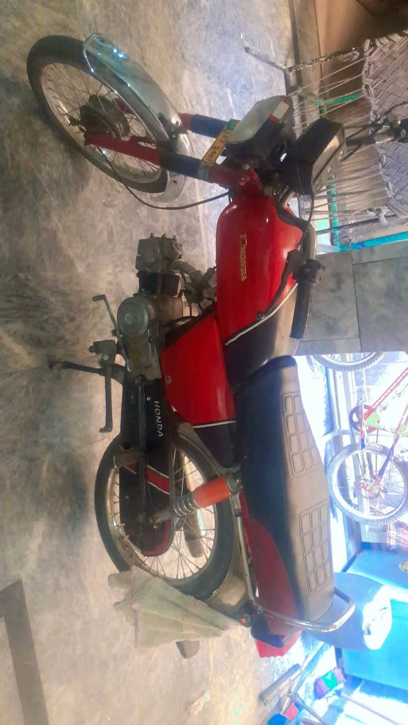 road prince bike  0 3 0 5 5 0 7 6 9 2 5 2