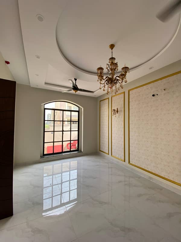 Ultra Luxury Modern Elevated 5 Marla House In DHA 9 Town Lahore. 20